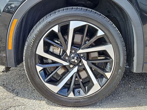 Used 2023 Mitsubishi Outlander SEL 40th Anniversary AWD/4WD image 39