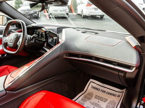 Used 2024 Chevrolet Corvette Stingray w/ Z51 Performance Package image 13