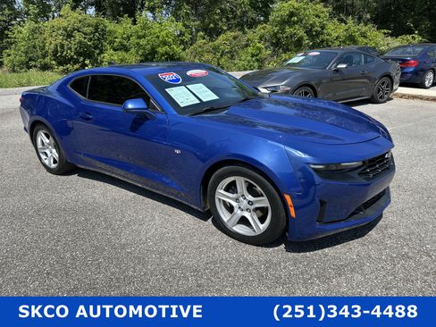 Used 2021 Chevrolet Camaro LT image 7