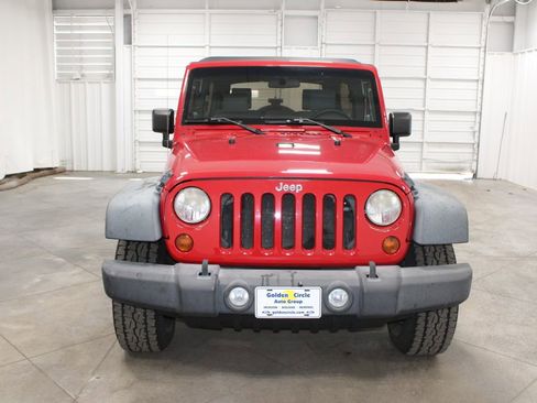 Used 2010 Jeep Wrangler Unlimited Sport image 3