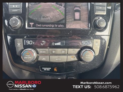 Certified 2022 Nissan Rogue Sport SV w/ Technology Package image 25