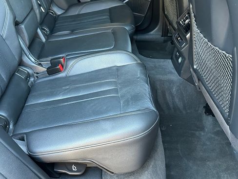 Used 2019 Audi Q5 Prestige w/ Prestige Package image 18