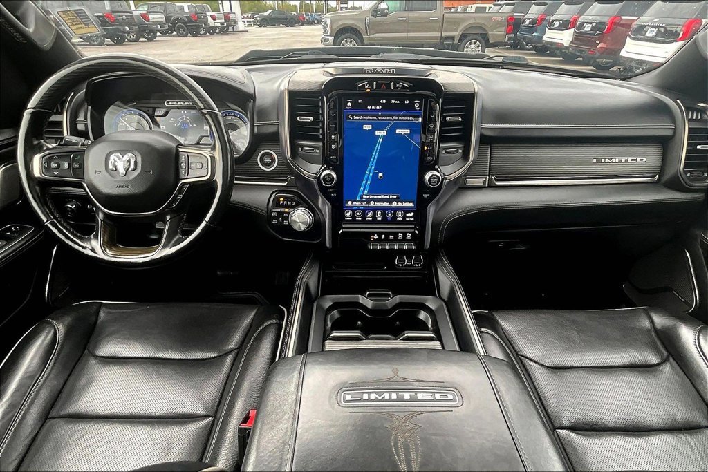 Used 2020 RAM 1500 Limited w/ Black Appearance Package AWD/4WD image 15