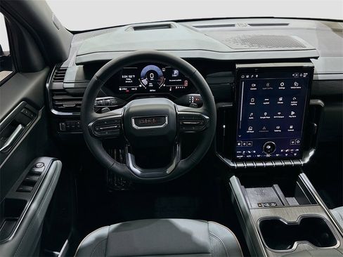 Used 2026 GMC Acadia AT4 w/ Luxury Package image 24