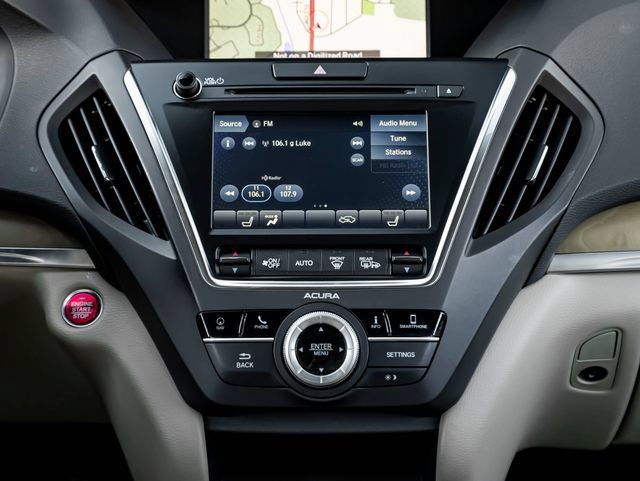 Used 2020 Acura MDX w/ Technology Package AWD/4WD image 23