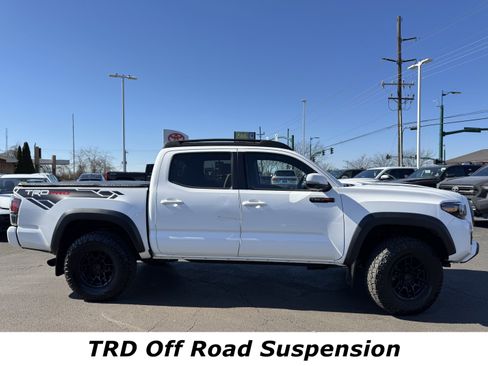 Used 2021 Toyota Tacoma TRD Pro image 2