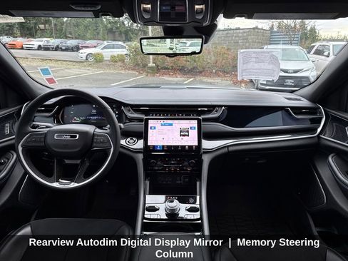 Used 2023 Jeep Grand Cherokee Trailhawk w/ Advanced Protech Group II image 15