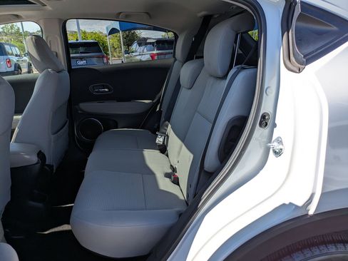 Used 2022 Honda HR-V EX image 27