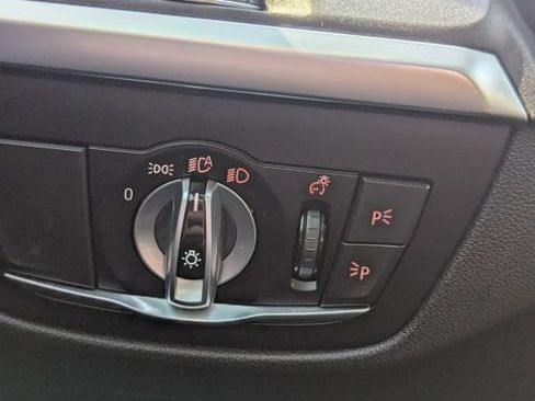 Used 2023 BMW X3 sDrive30i image 19