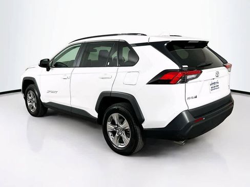 Used 2025 Toyota RAV4 XLE AWD/4WD image 4