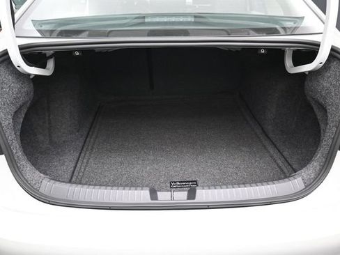 New 2026 Volkswagen Jetta SEL FWD image 12