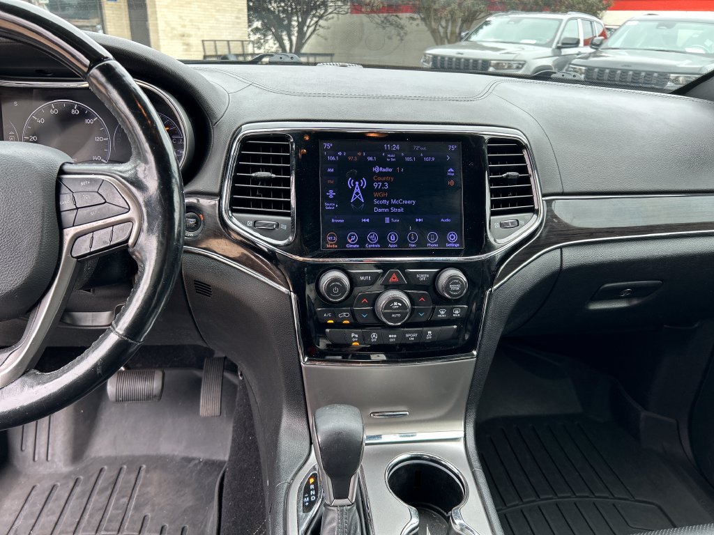 Used 2021 Jeep Grand Cherokee Overland AWD/4WD image 18