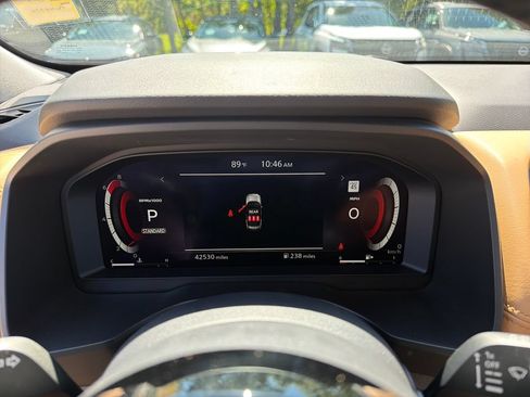 Used 2023 Nissan Rogue Platinum w/ Platinum Premium Package FWD image 25