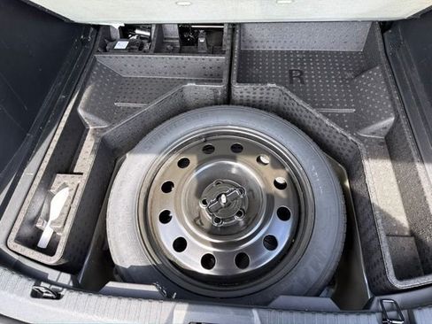 Used 2024 Ford Edge ST w/ Equipment Group 401A AWD/4WD image 10