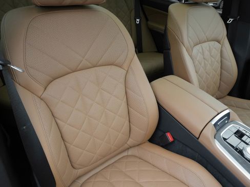 Used 2024 BMW X5 xDrive40i image 14