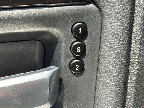 Used 2024 RAM 2500 Rebel AWD/4WD image 16