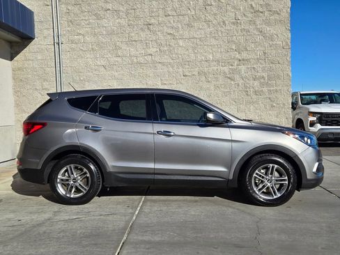 Used 2018 Hyundai Santa Fe Sport image 6