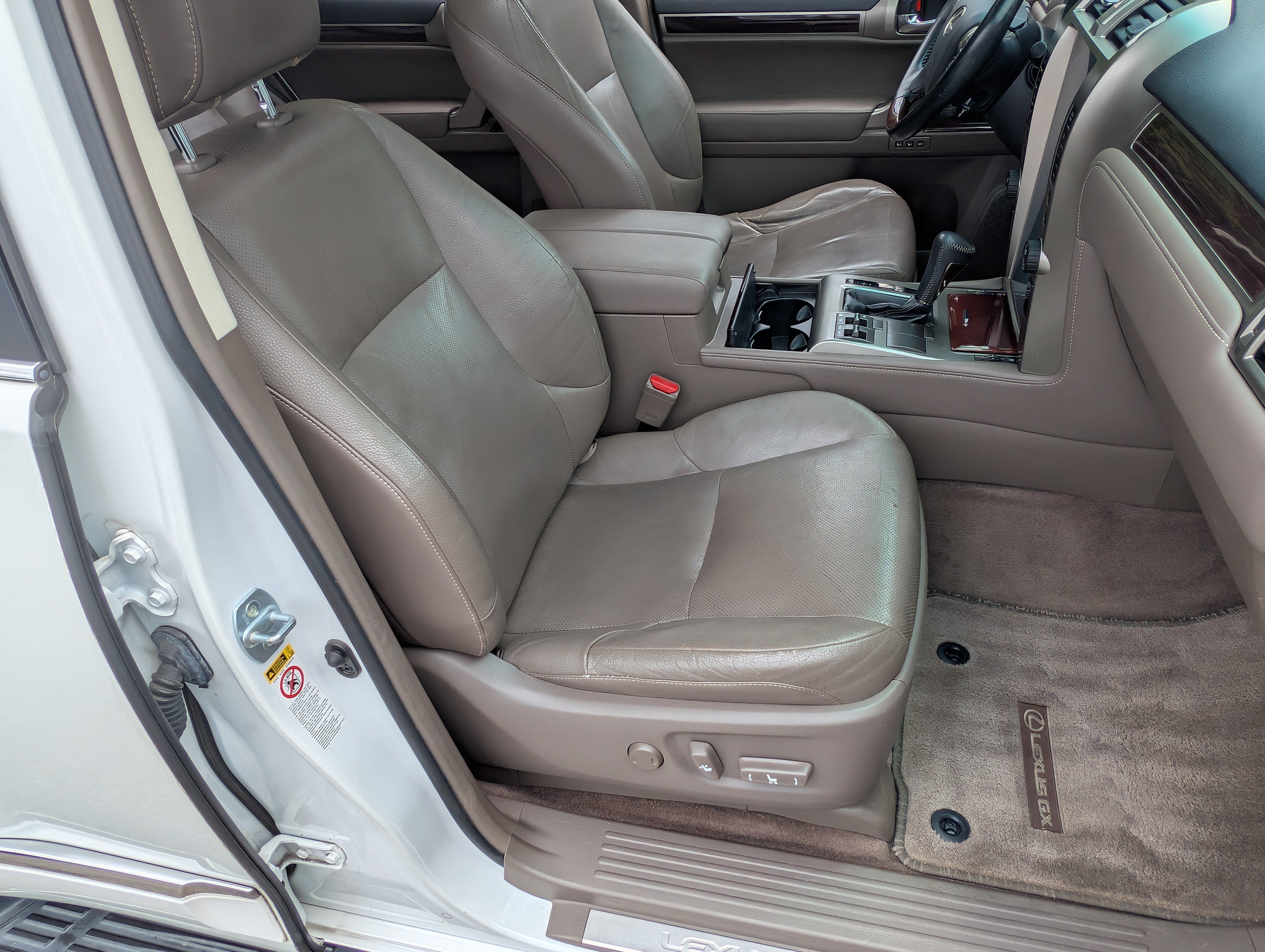 Used 2015 Lexus GX 460 w/ Premium Package AWD/4WD image 22