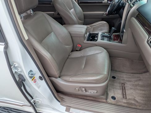 Used 2015 Lexus GX 460 w/ Premium Package AWD/4WD image 22