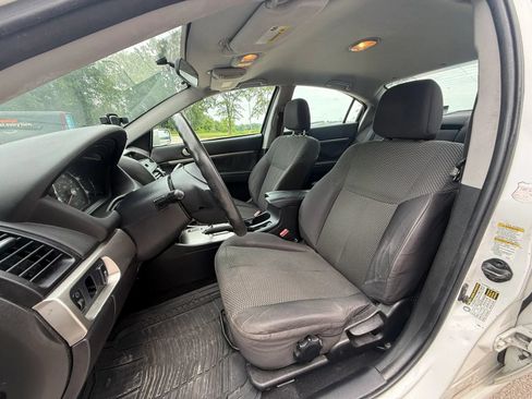 Used 2012 Mitsubishi Galant FWD image 9