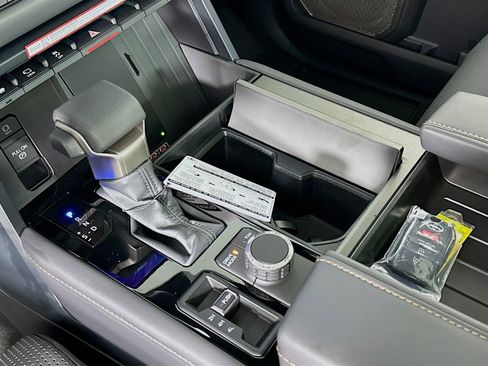 New 2026 Toyota Tundra Capstone AWD/4WD image 17