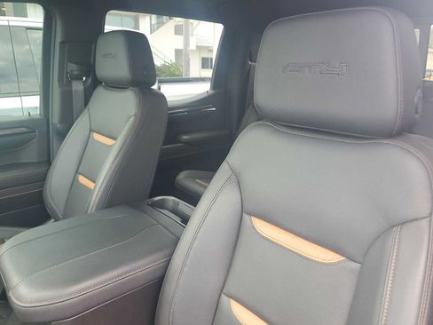 Used 2024 GMC Sierra 1500 AT4 w/ Technology Package AWD/4WD image 24