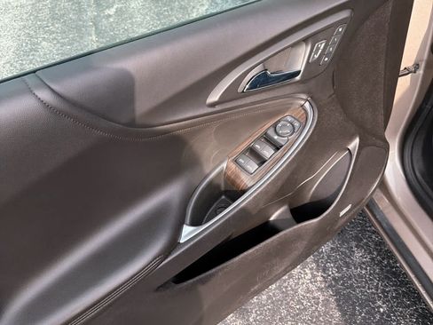 Used 2024 Chevrolet Malibu LT FWD image 15
