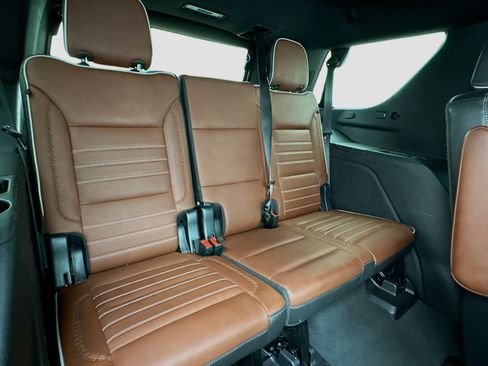Used 2023 GMC Yukon Denali Ultimate AWD/4WD image 20