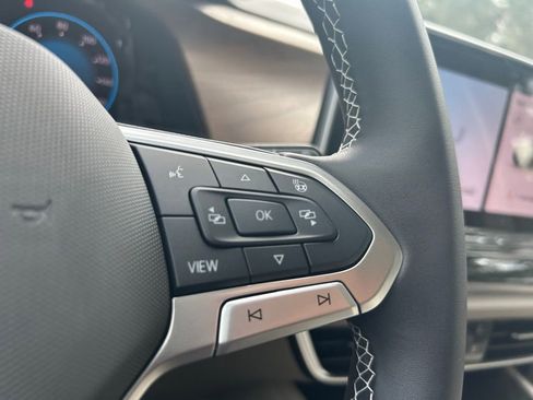 New 2026 Volkswagen Atlas SE FWD image 17