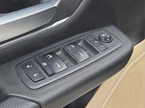 Used 2020 RAM 1500 Big Horn image 22