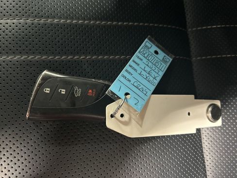 Used 2023 Lexus LX 600 4WD w/ Ultra Luxury Package image 27