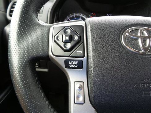 Certified 2016 Toyota 4Runner SR5 Premium image 20