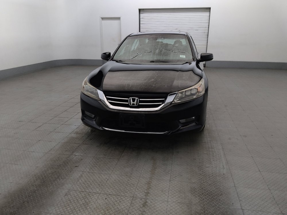 Used 2015 Honda Accord Touring image 15