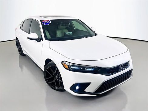 Used 2023 Honda Civic Sport Touring image 2