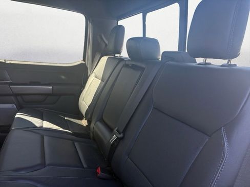 Used 2024 Ford F150 Lariat w/ FX4 Off-Road Package image 10