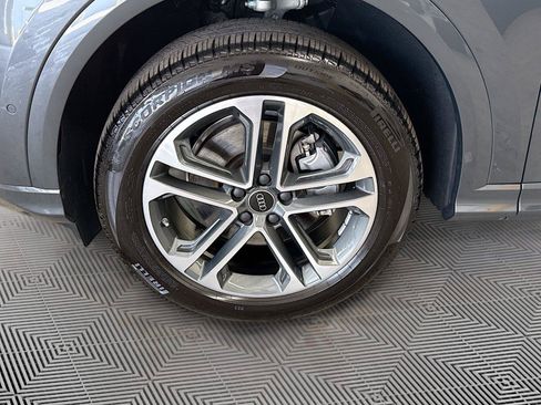 Certified 2025 Audi Q5 Premium Plus AWD/4WD image 32