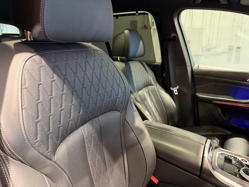 Used 2024 BMW X5 M60i AWD/4WD image 55