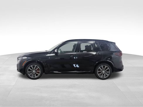 Used 2026 BMW X5 M60i image 2