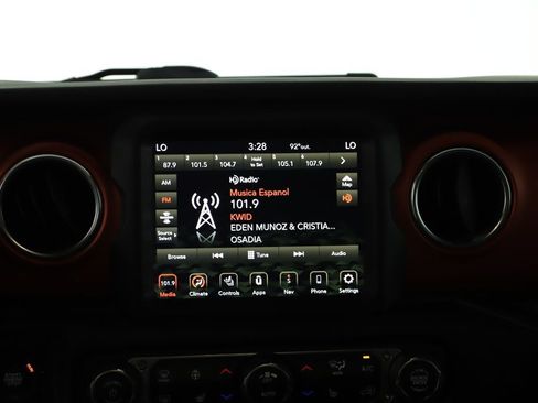 Used 2021 Jeep Wrangler Unlimited Rubicon AWD/4WD image 19