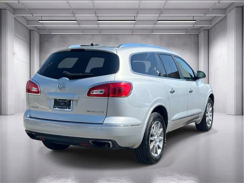 Used 2016 Buick Enclave Leather FWD image 3