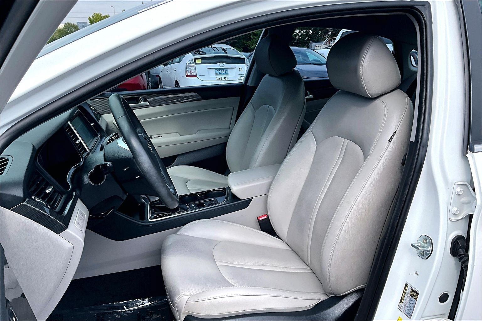 Used 2019 Hyundai Sonata Limited FWD image 23