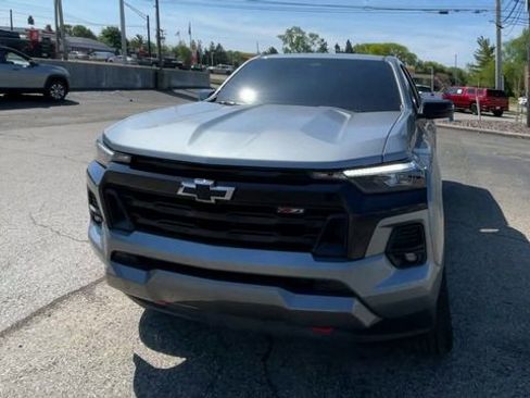 Used 2024 Chevrolet Colorado Z71 w/ Z71 Convenience Package 2 AWD/4WD image 5