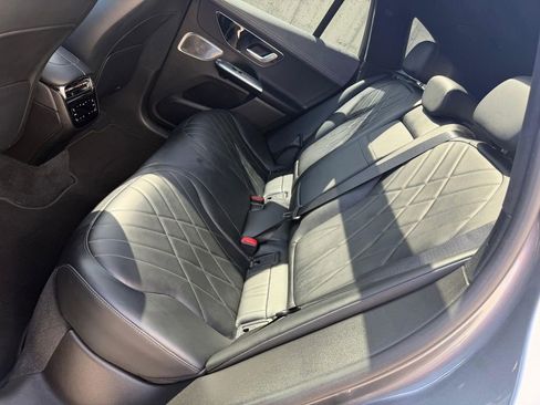 Used 2023 Mercedes-Benz EQE 500 4MATIC SUV image 21