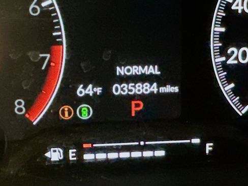 Used 2023 Honda Civic Sport image 19