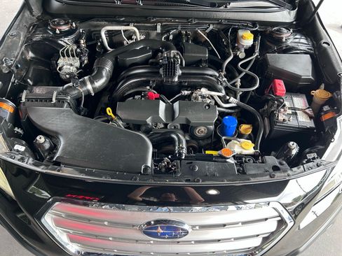 Used 2017 Subaru Outback 2.5i Limited AWD/4WD image 34