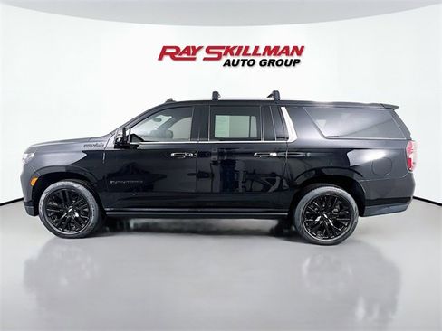 Used 2021 Chevrolet Suburban High Country w/ Premium Package image 4