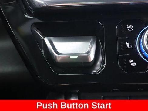 Used 2025 GMC Sierra 2500 Denali Ultimate AWD/4WD image 25
