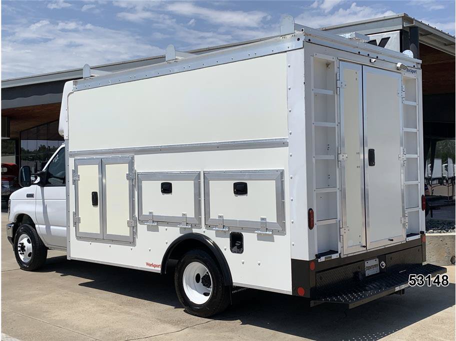 Used 2024 Ford E-350 and Econoline 350 Super Duty w/ Power Windows & Locks Group RWD image 8