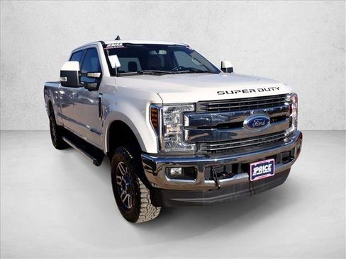Used 2019 Ford F250 Lariat w/ Lariat Value Package image 5