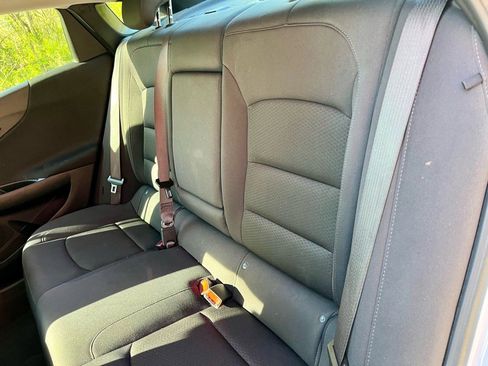 Used 2022 Chevrolet Malibu LT image 15